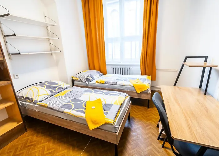 Hostel Hlavkova